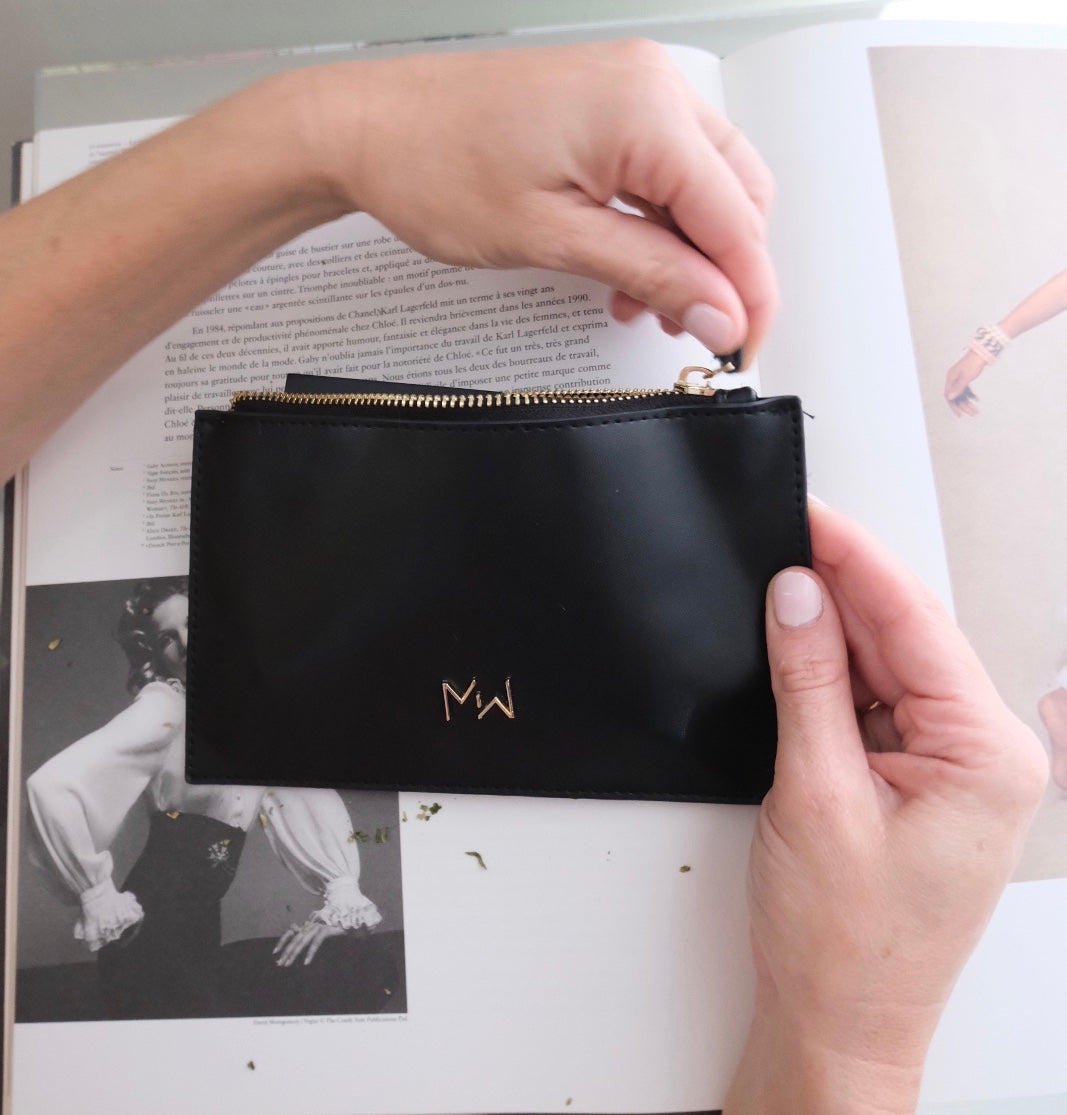 Stash It All Zipper Clutch - Black - Discreet Smoker