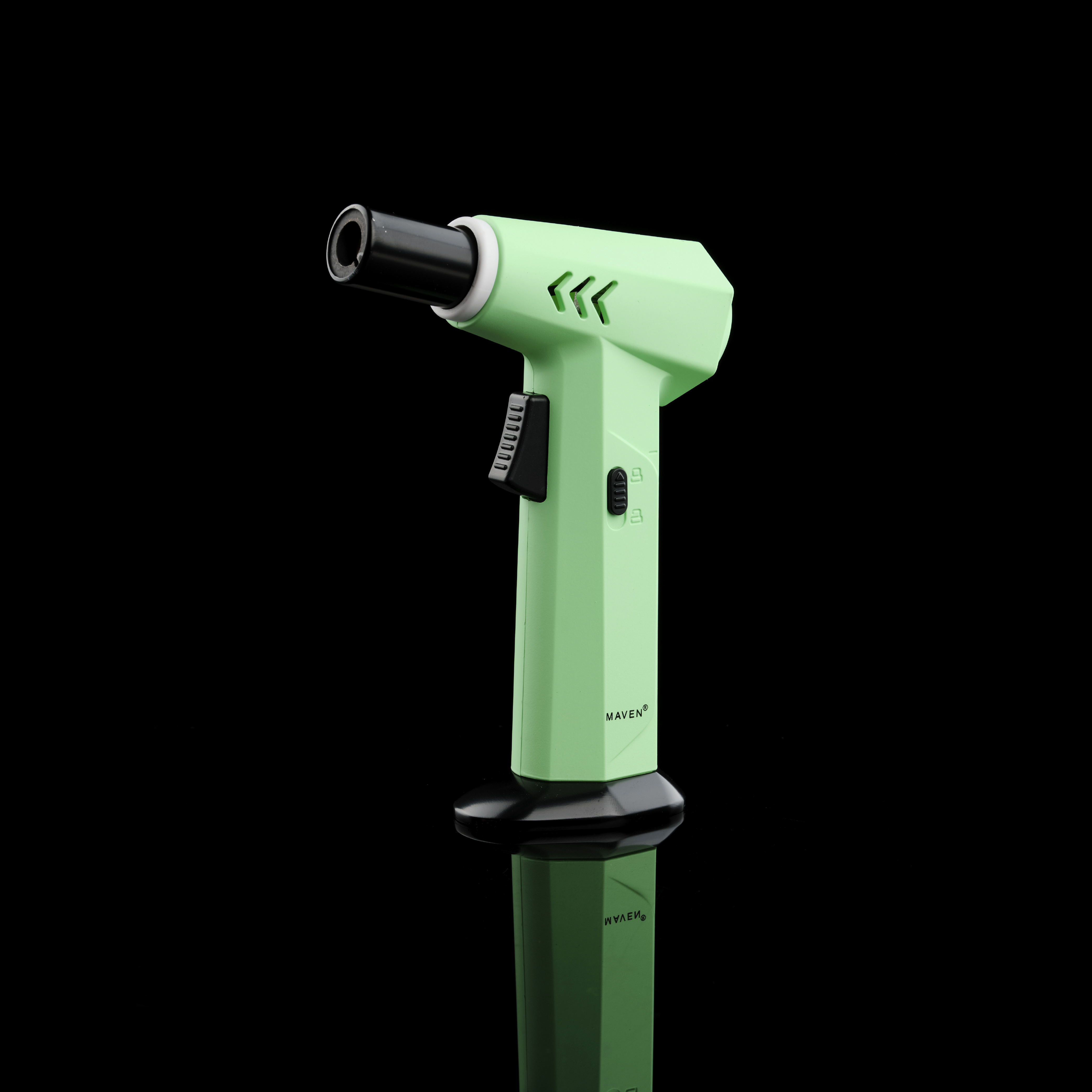 Maven Hurricane - Discreet Smoker