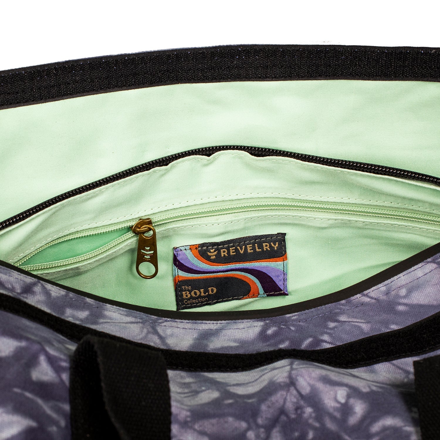 Revelry Overnighter - Smell Proof Small Duffle - Discreet Smoker