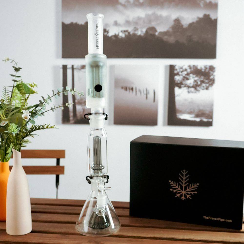 Freeze Pipe Bong Dual - Discreet Smoker