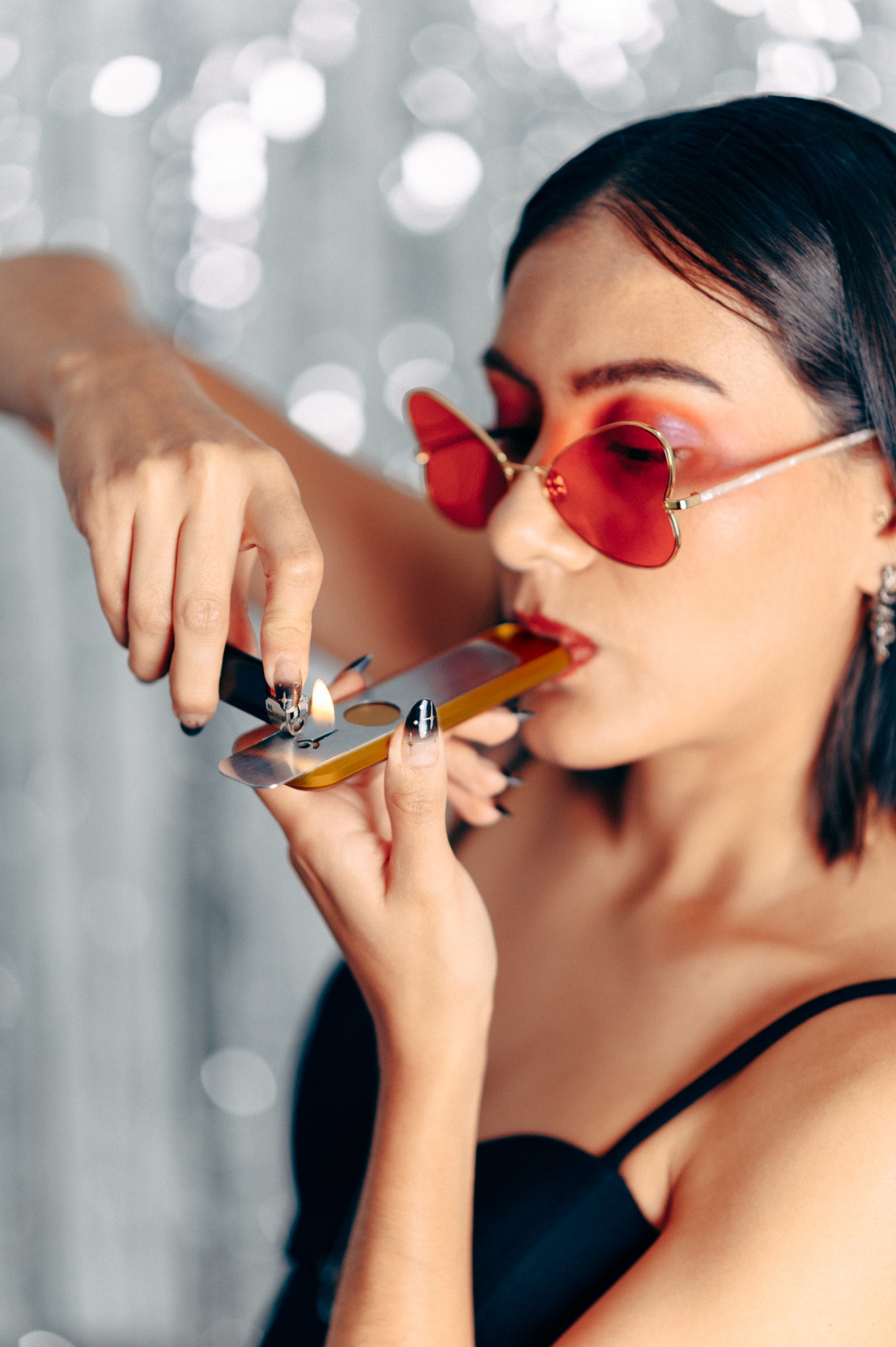 Gold Mini Genius Pipe - Discreet Smoker