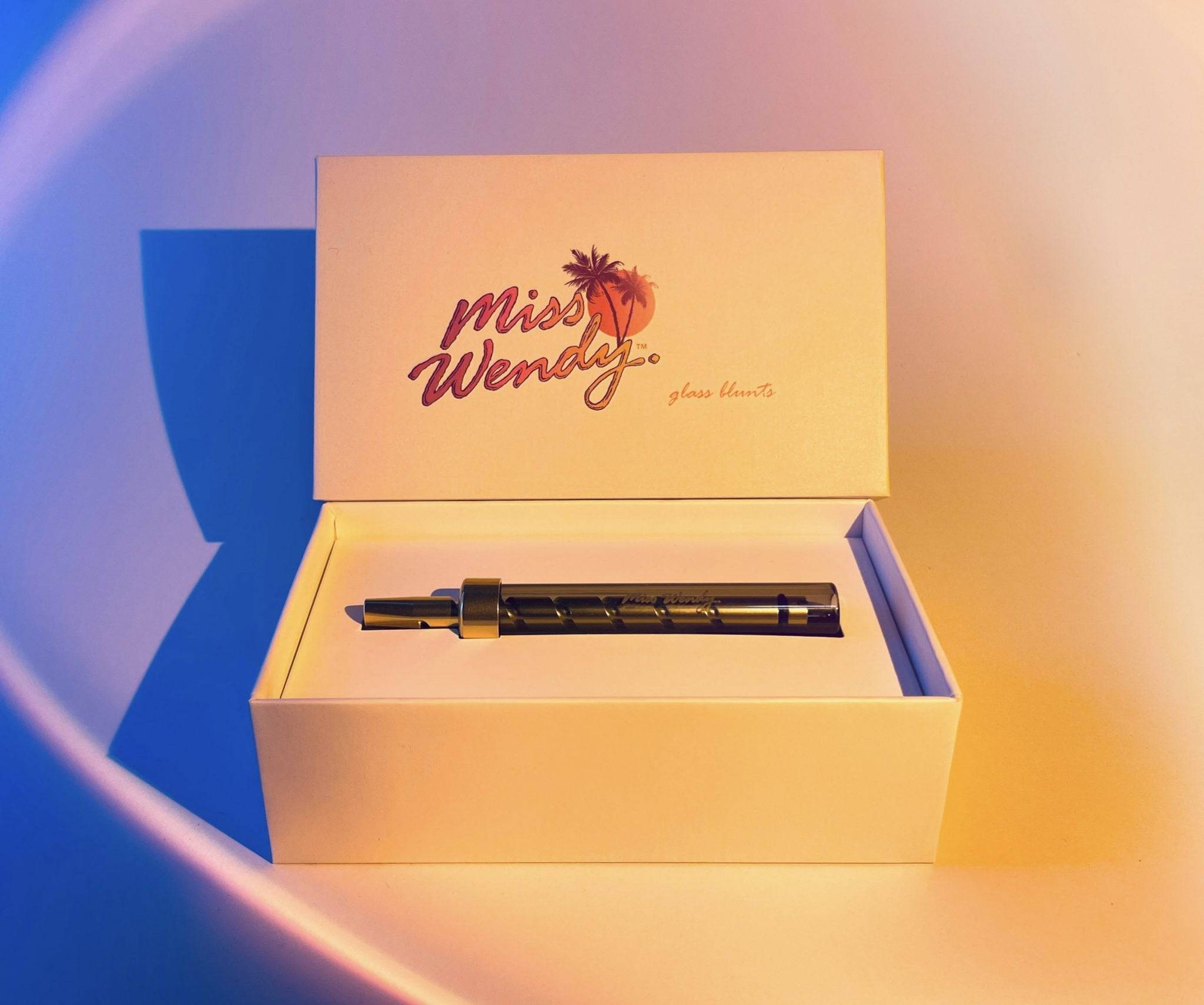 Miss Wendy™ Single Pack - Discreet Smoker