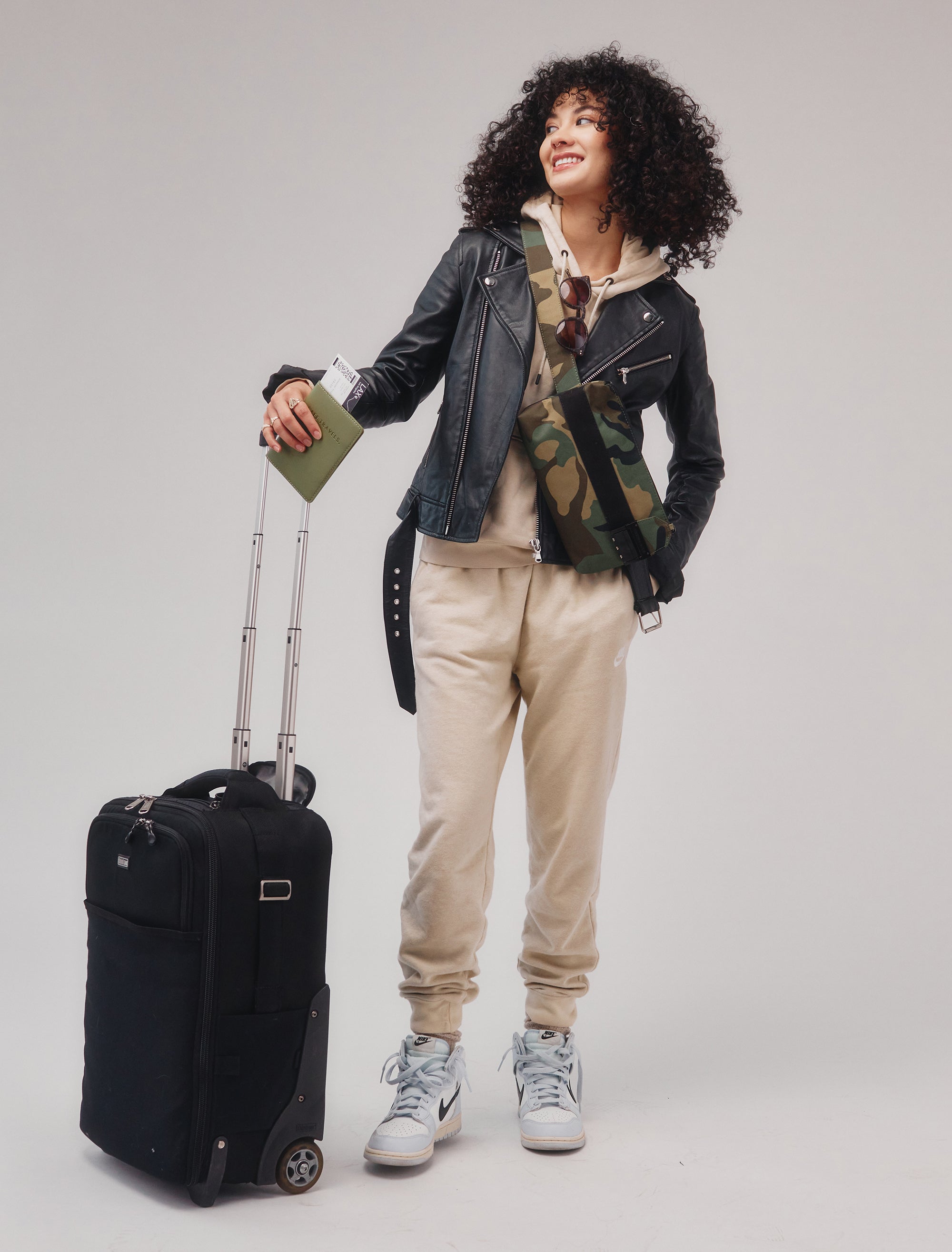 Citizen Hyde Lockable, Odor Resistant Belt Bag, The Marley - Discreet Smoker