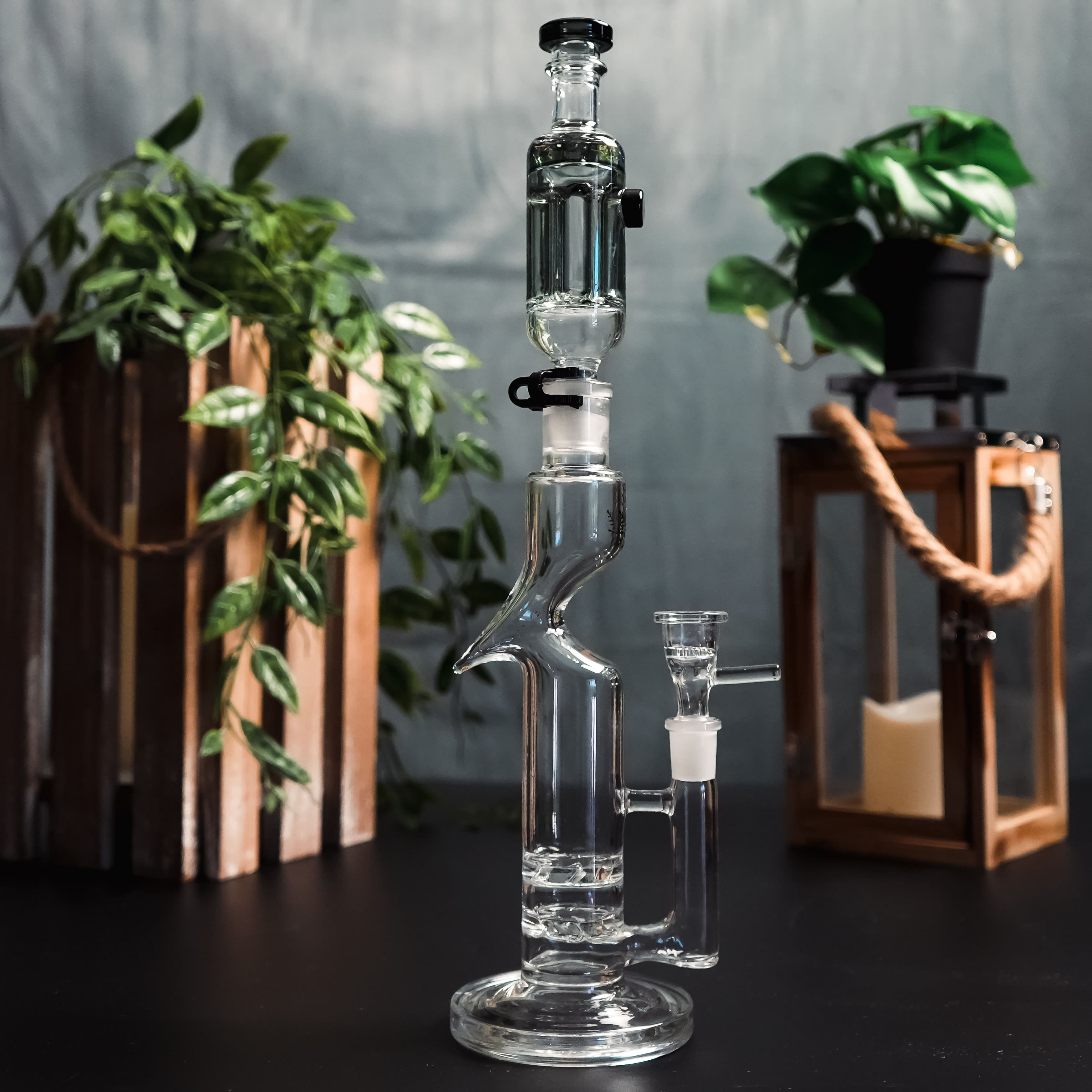 Freeze Pipe Tornado - Discreet Smoker