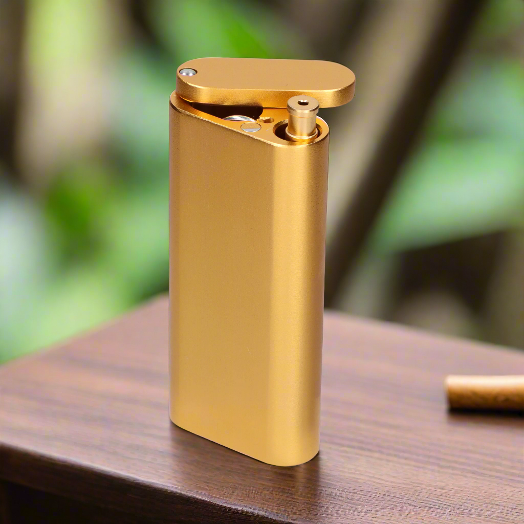 Gold Dugout w/ One Hitte - 4in. - Discreet Smoker