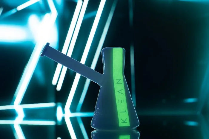 KLEAN White Series - Bubbler - Discreet Smoker