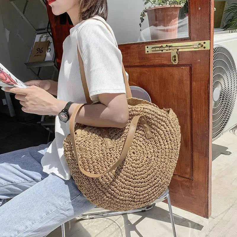 Round Straw Beach Bag - Discreet Smoker