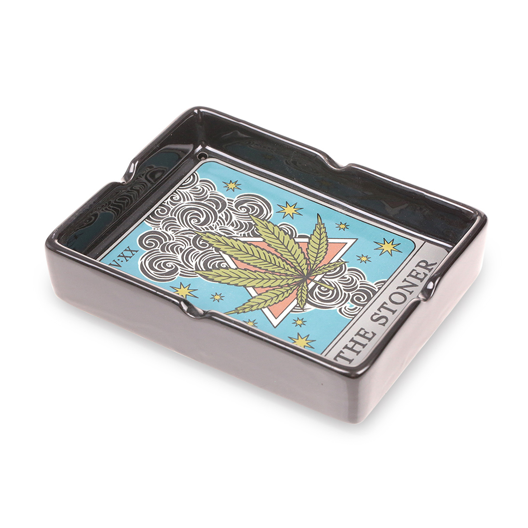Fantasy Ashtrays - Discreet Smoker