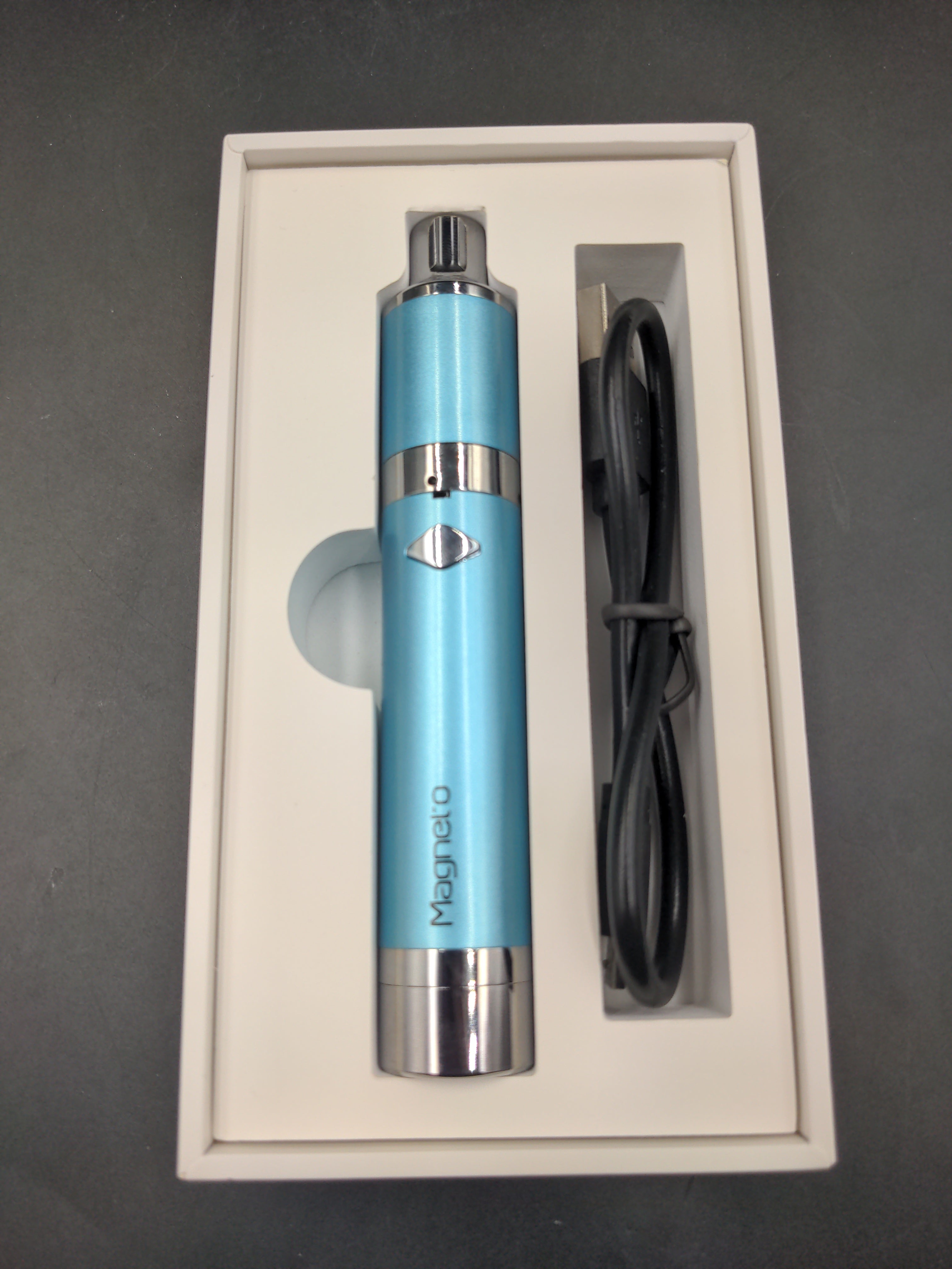 Yocan Magneto Concentrate Vaporizer | 1100mAh - Discreet Smoker