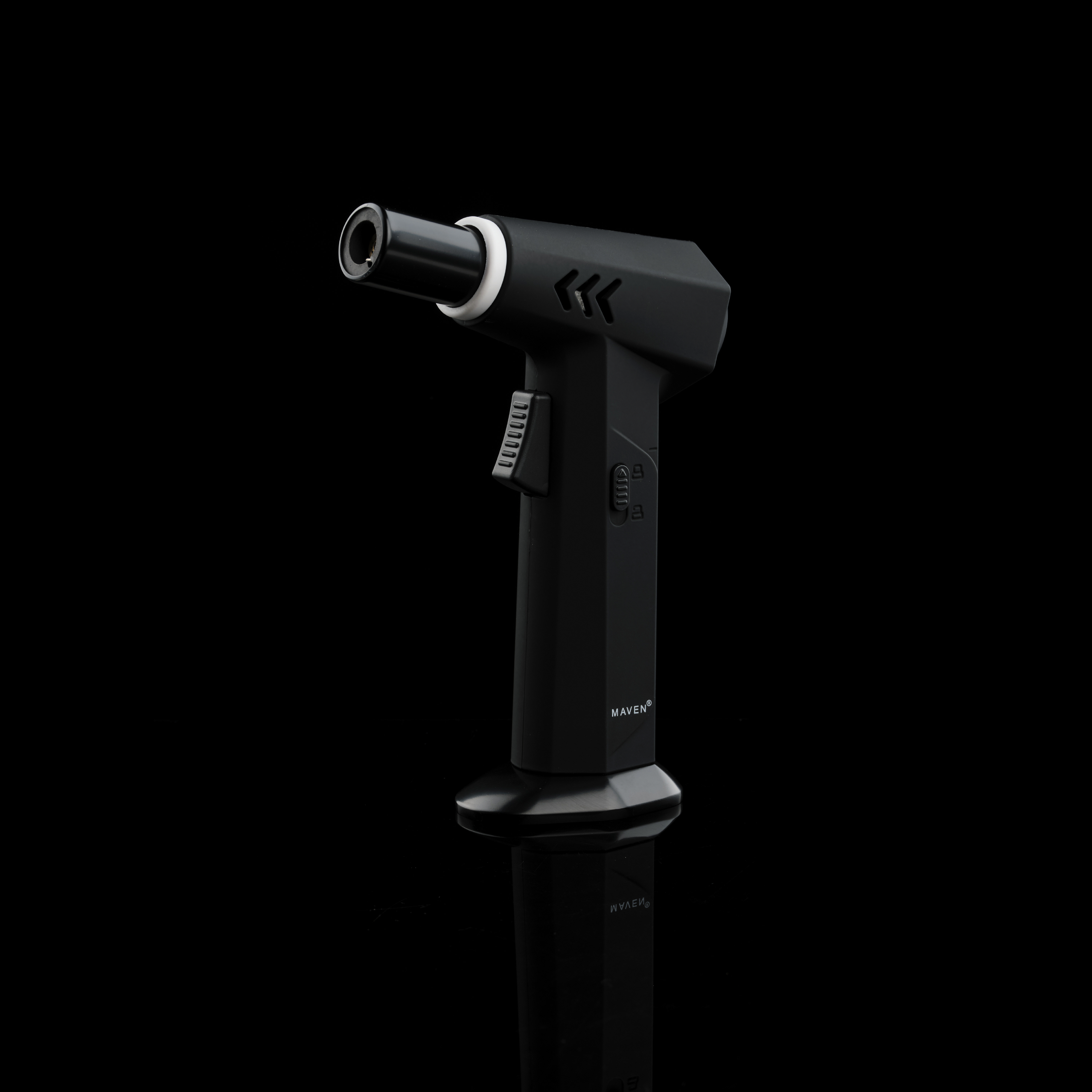 Maven Hurricane - Discreet Smoker