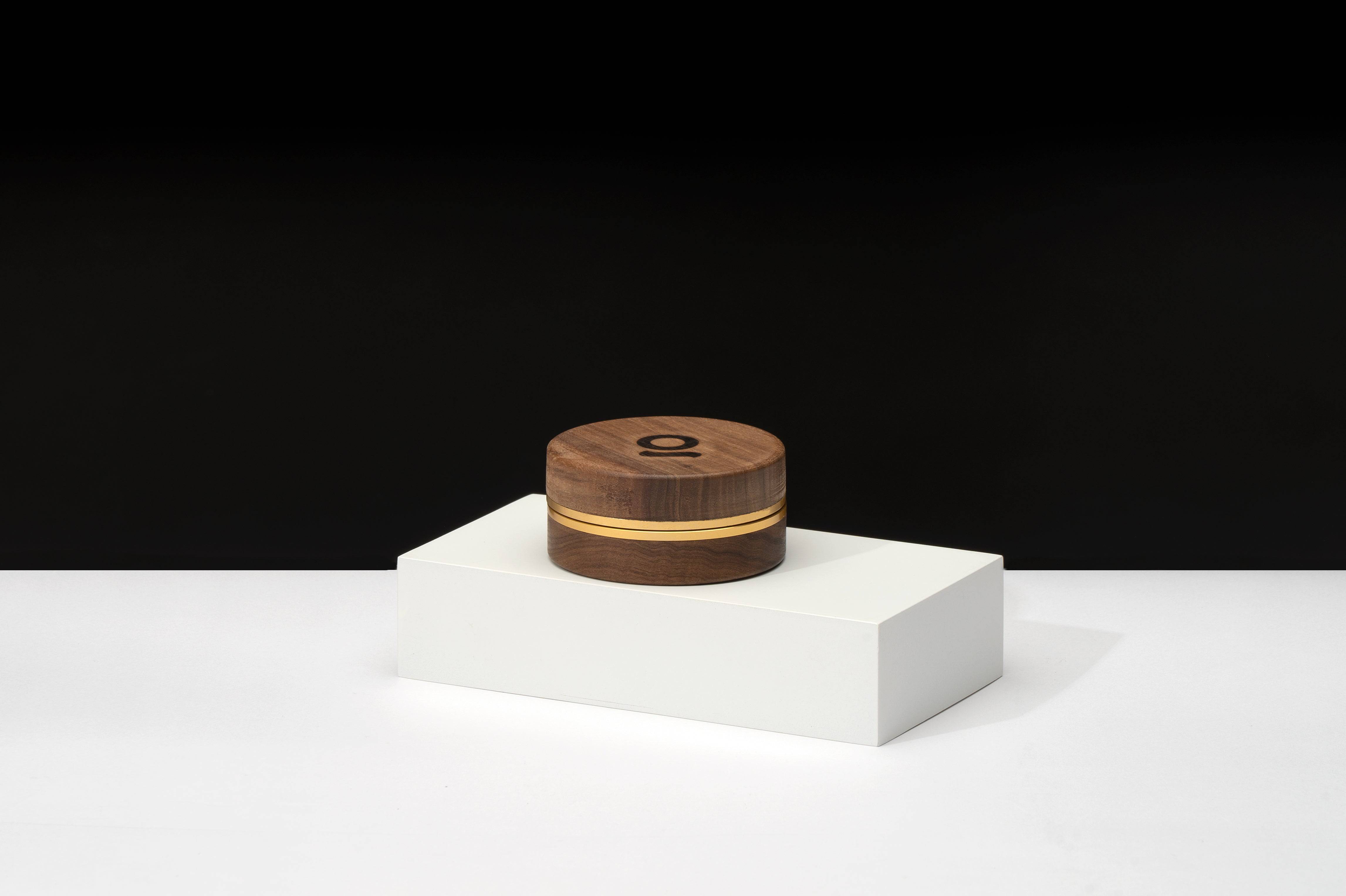 ONGROK 3 Inch, 2-Piece Walnut Grinder - Discreet Smoker