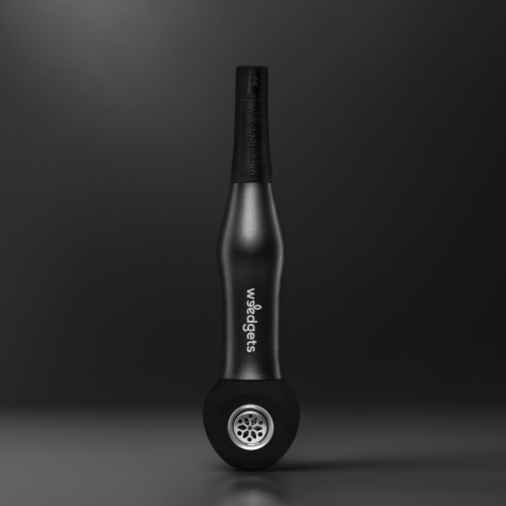 MAZE Pipe - Patented smoke cooling & smoke filtering pipe - Discreet Smoker
