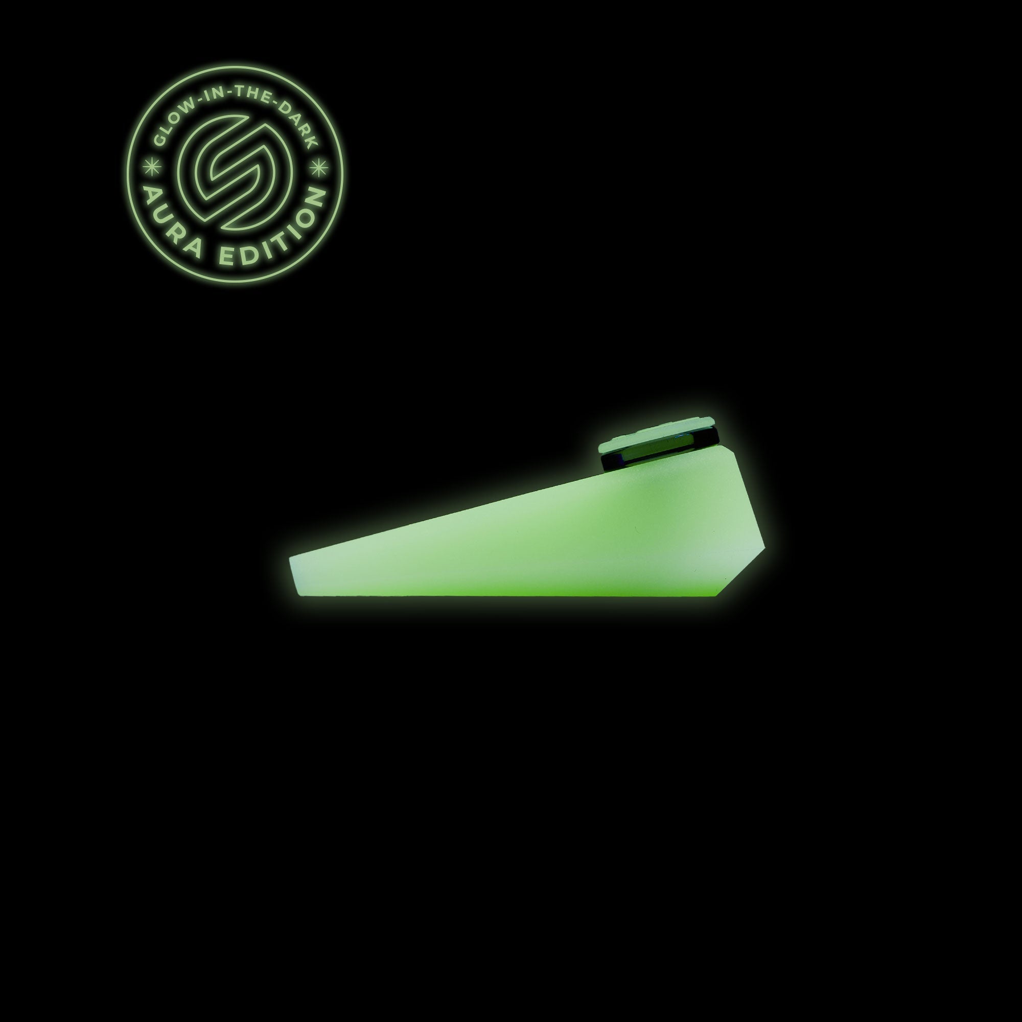SOFTGLASS AURA TOKEN HAND PIPE - Discreet Smoker