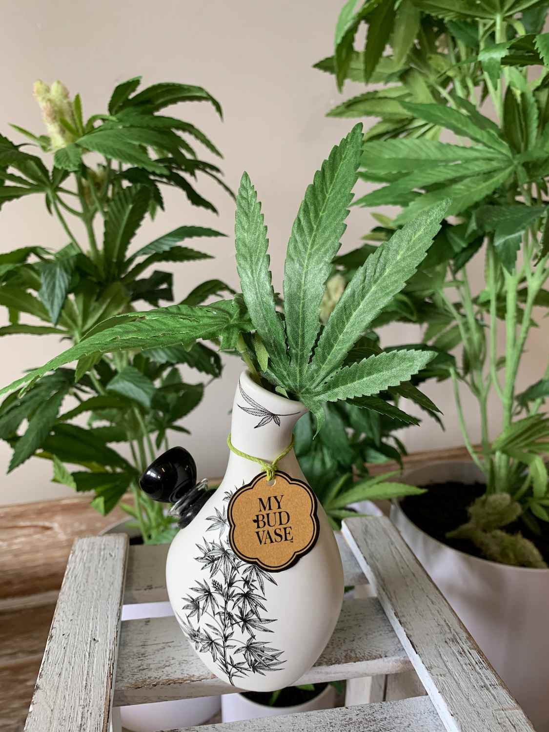 Love Bud Vase Bong - Discreet Smoker