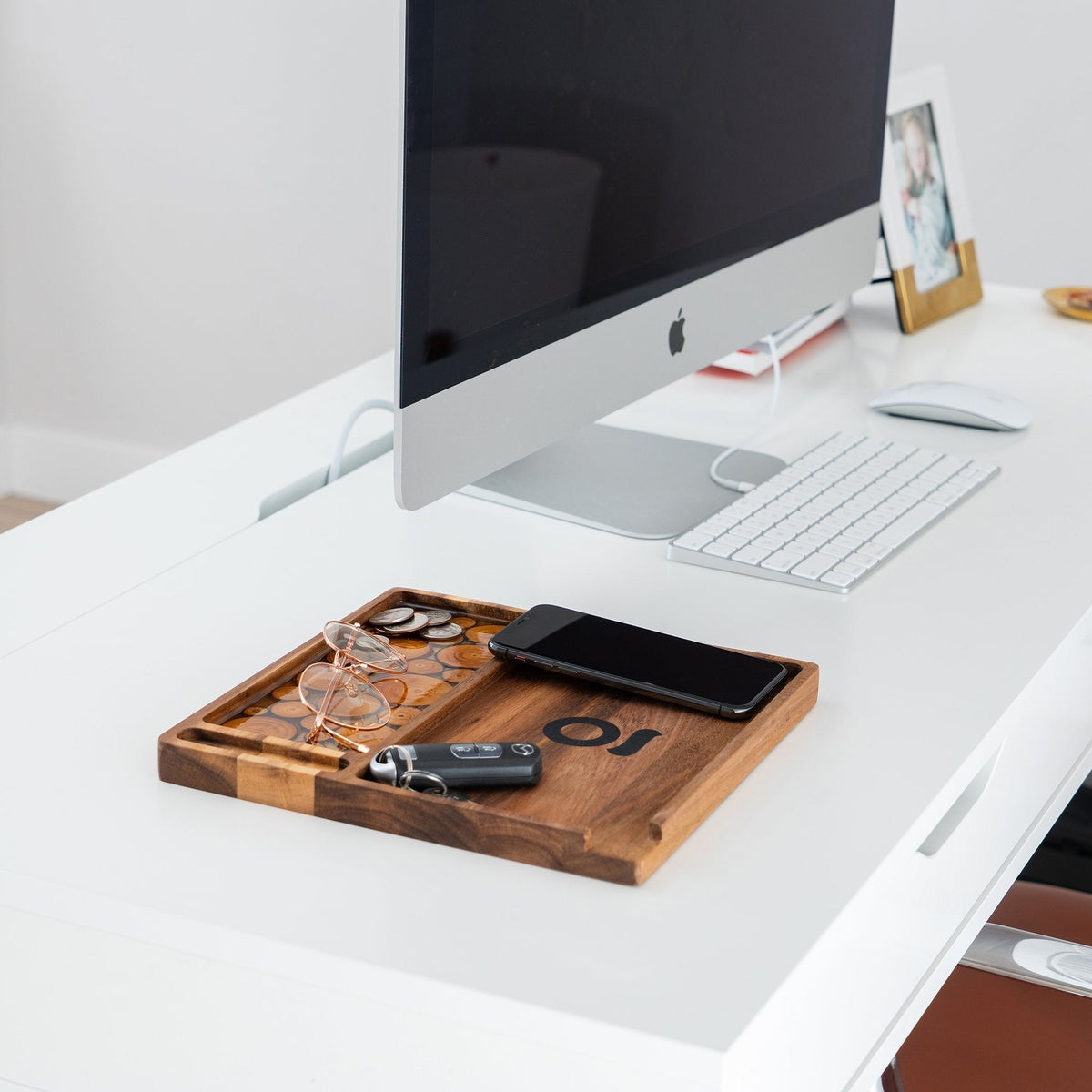 Ongrok Premium Natural Acacia Wood Tray | 9.5" x 9.5" - Discreet Smoker