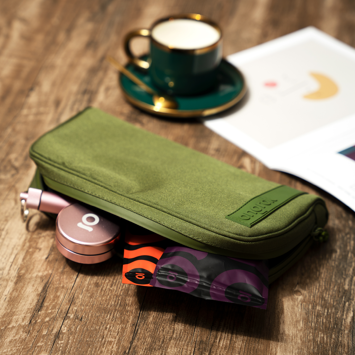 Ongrok Carbon-lined Wallets with Combination Lock V 2.0 | 3" Sizes (Small, Medium, Large) - Discreet Smoker