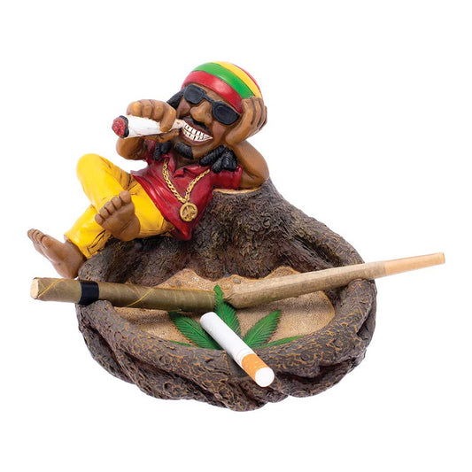 JAMAICAN CHILLING ON STUMP ASHTRAY - Discreet Smoker