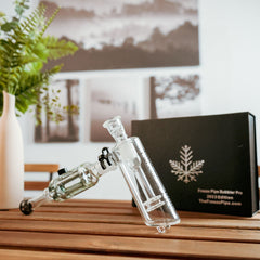 Freeze Pipe Bubbler Pro - Discreet Smoker