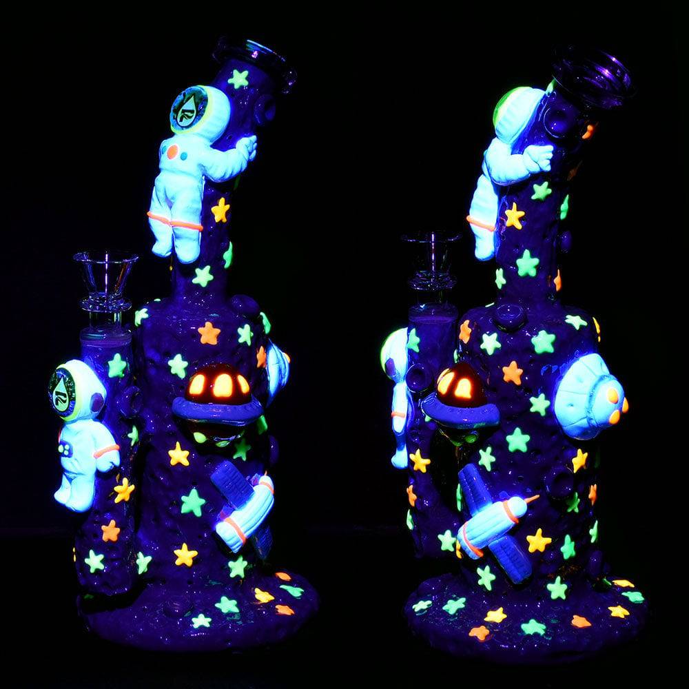 Pulsar Spaceman Water Pipe - 9.5"/14mm F - Discreet Smoker