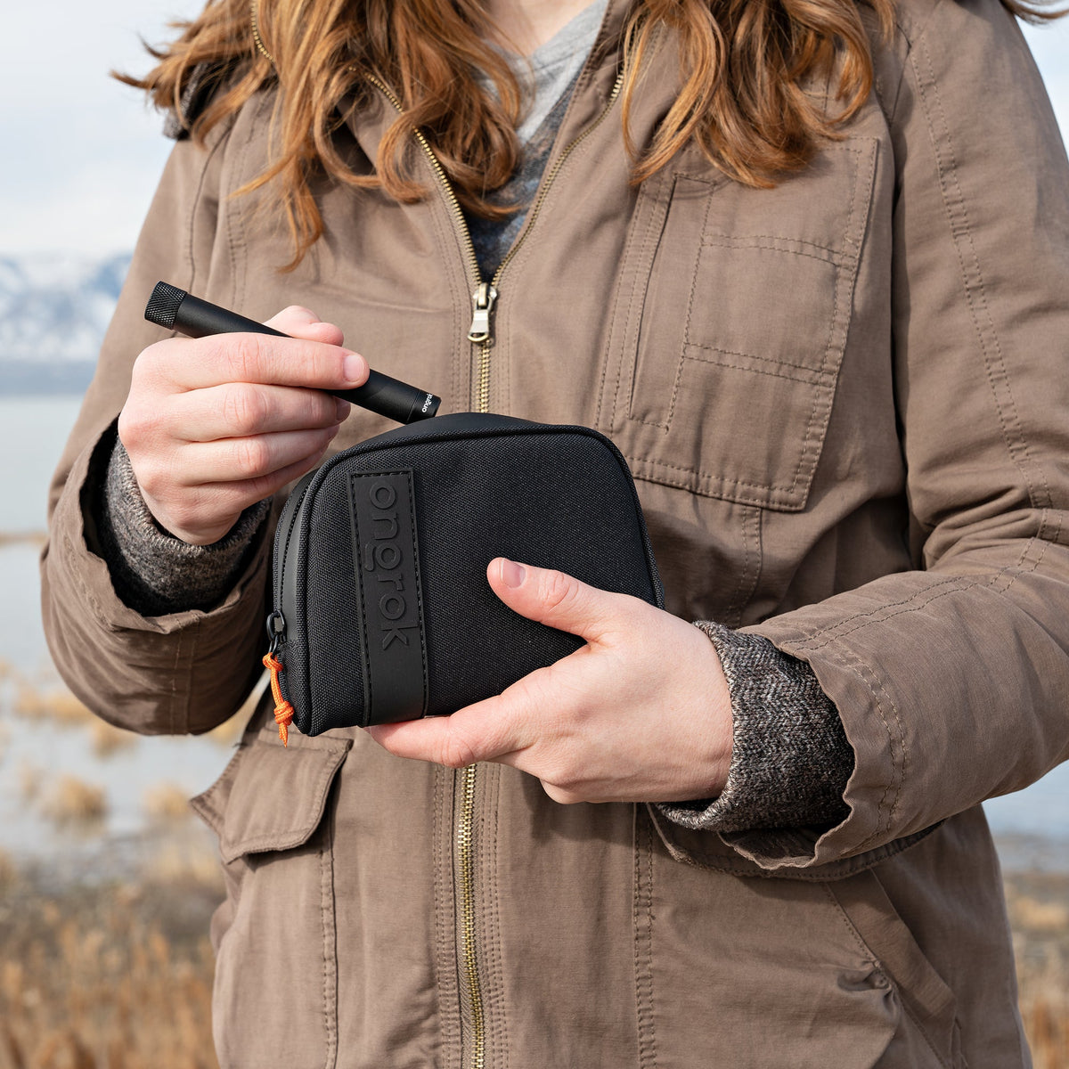 Ongrok Carbon-lined Wallets with Combination Lock V 2.0 | 3" Sizes (Small, Medium, Large) - Discreet Smoker