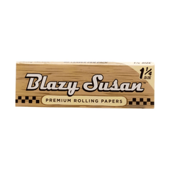 Blazy Susan Unbleached Rolling Papers - Discreet Smoker
