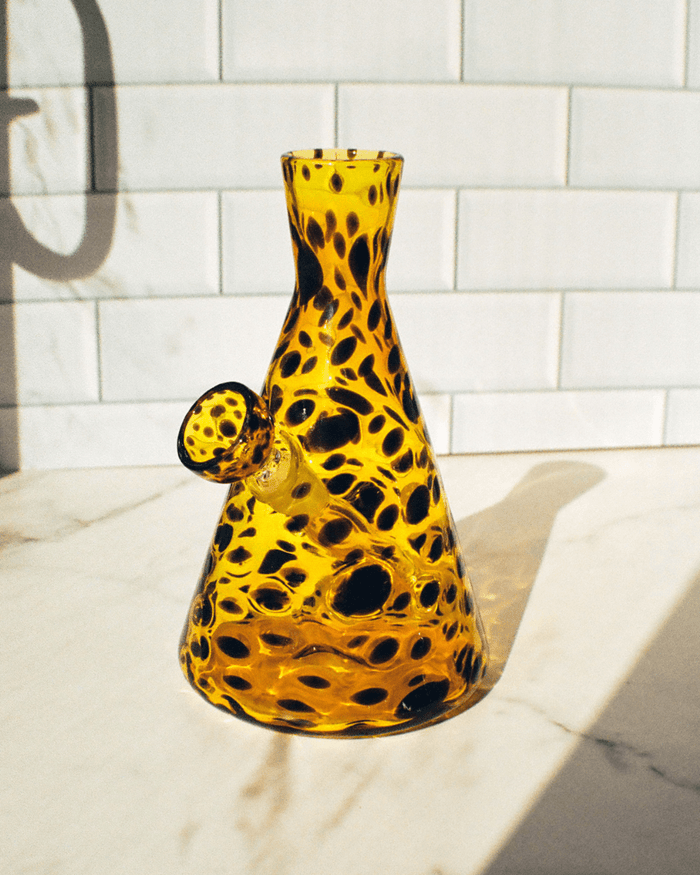 Go Easy Good Day Water Pipe Vase, Leopard