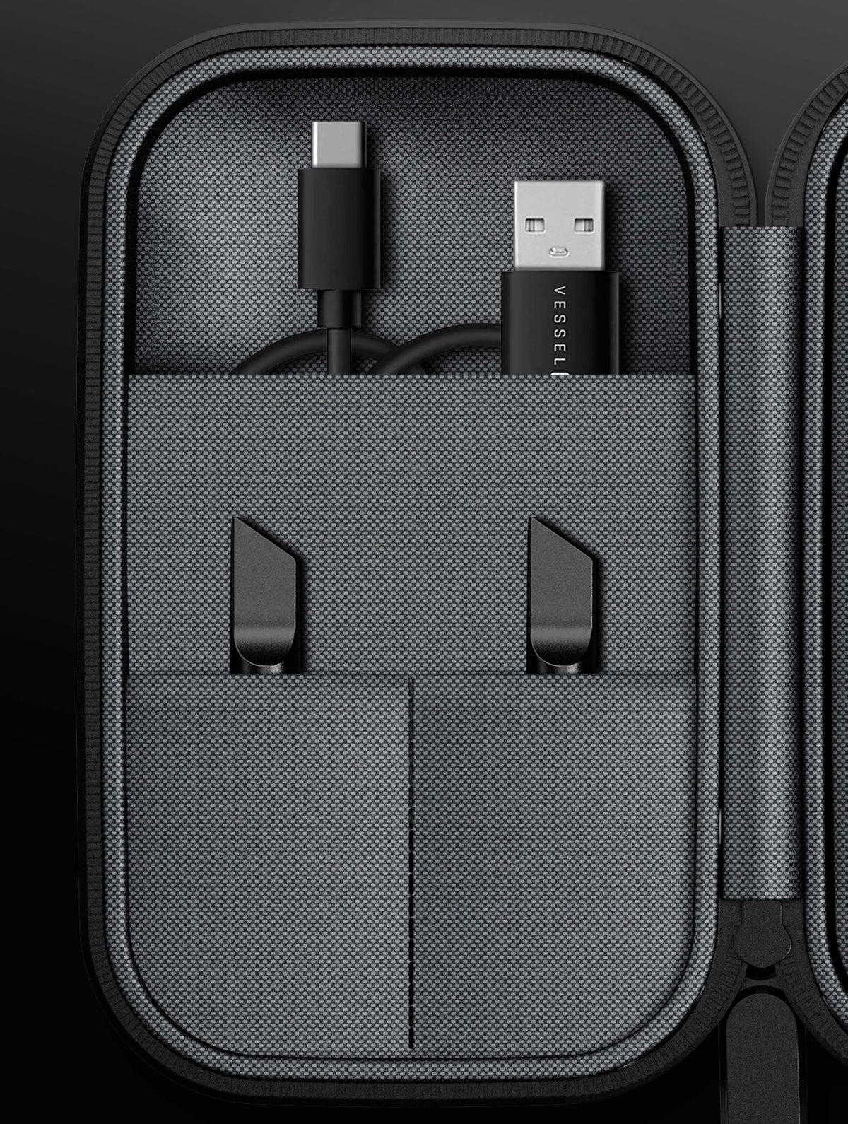 Vessell Hub Case [Black] - Discreet Smoker