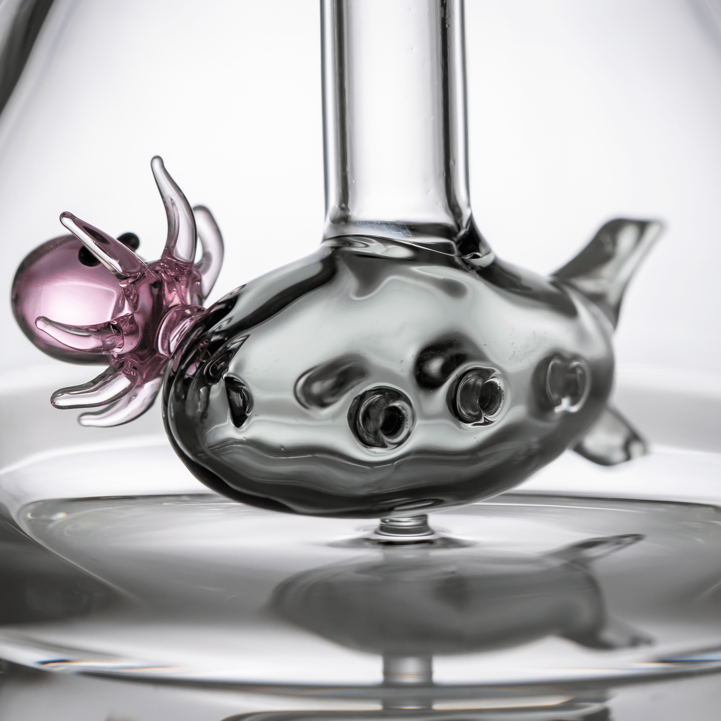 MJ Arsenal Abyss Bubbler - Discreet Smoker