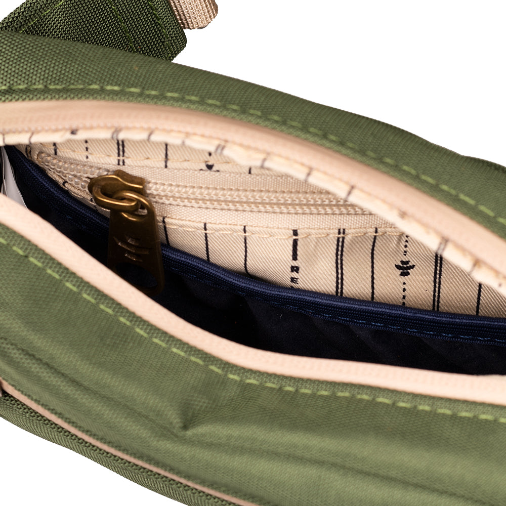 The Companion - Smell Proof Crossbody Bag - Discreet Smoker
