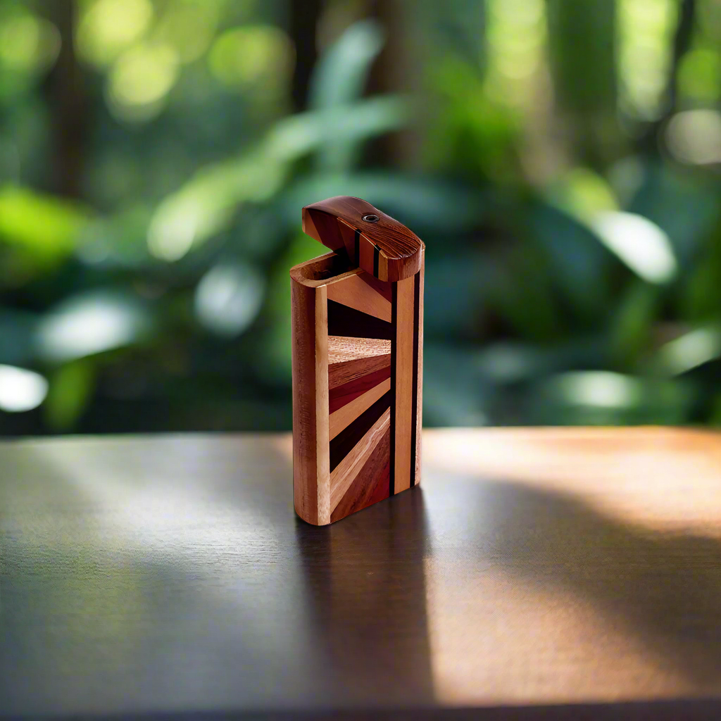 Striped Wood Dugout w/ Horizon Woodworked Design - Discreet Smoker