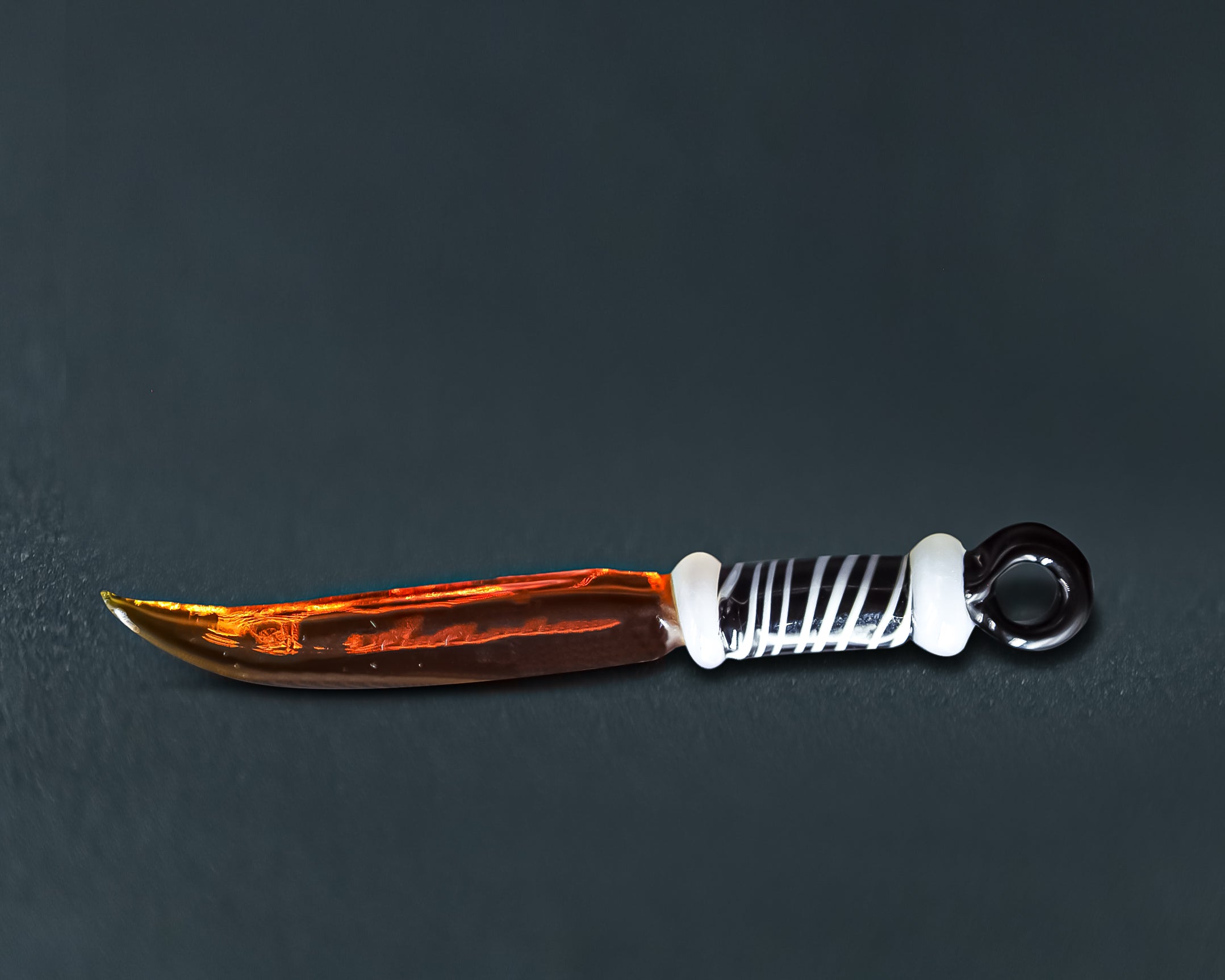 GLASS SWORD DAB TOOL - Discreet Smoker