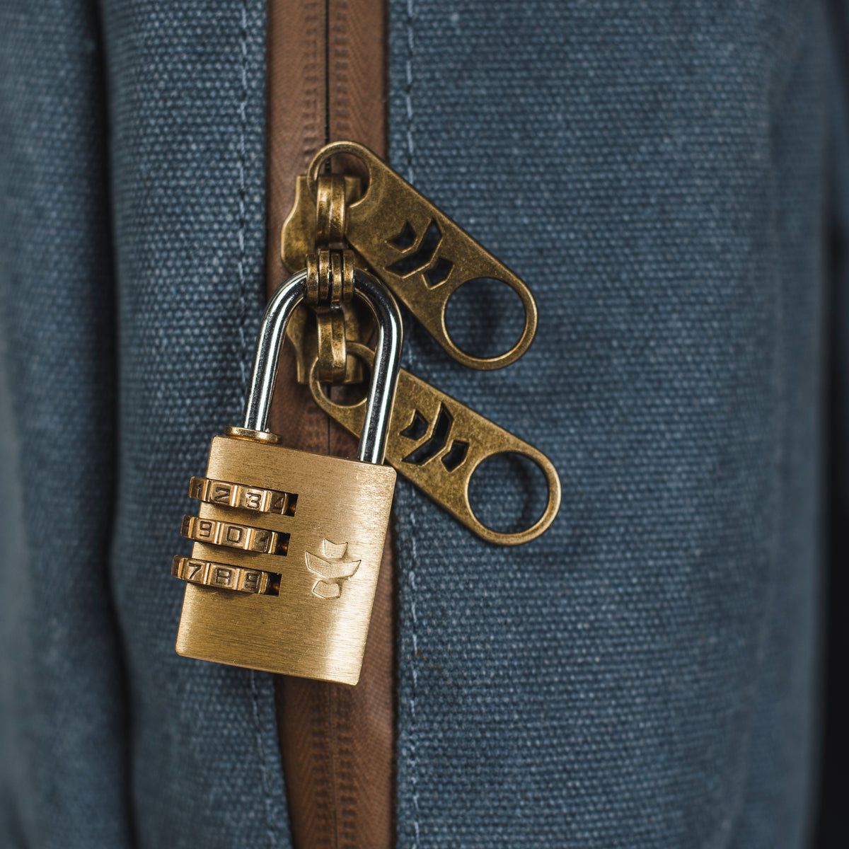 The Explorer - Smell Proof Backpack - Discreet Smoker