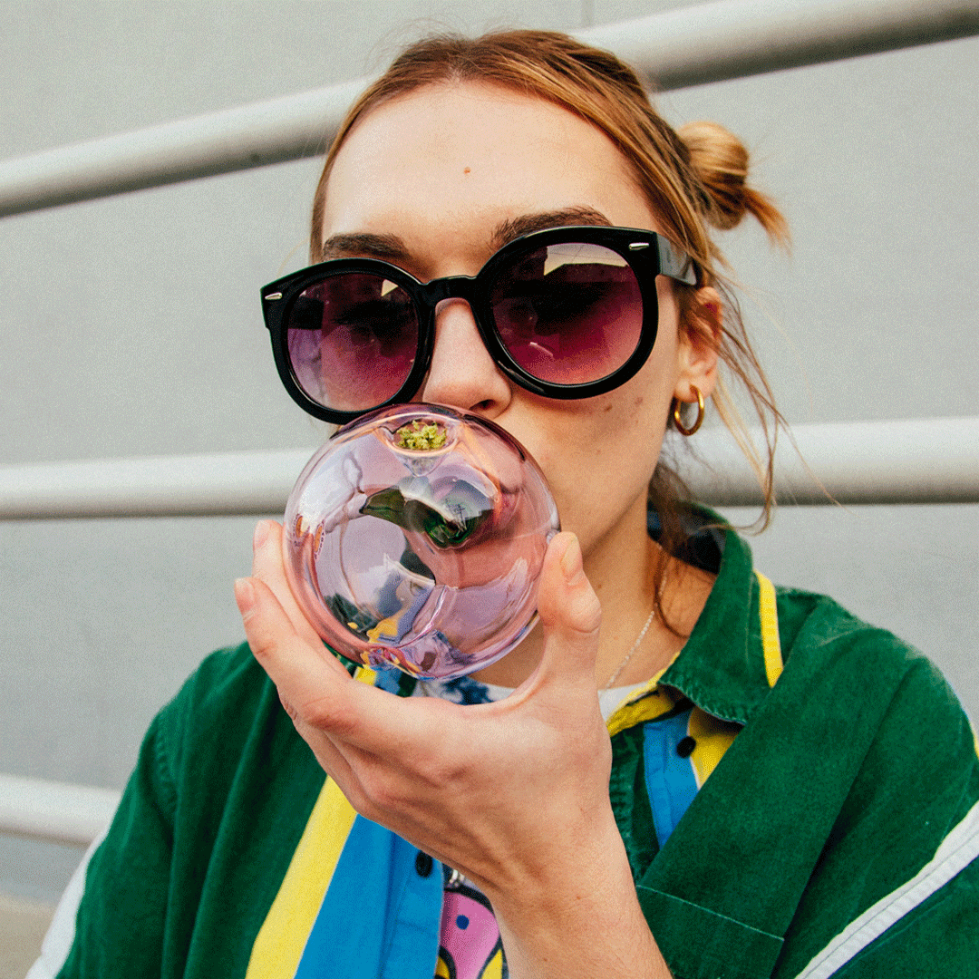 Goody Peachy Hand Pipe - Discreet Smoker