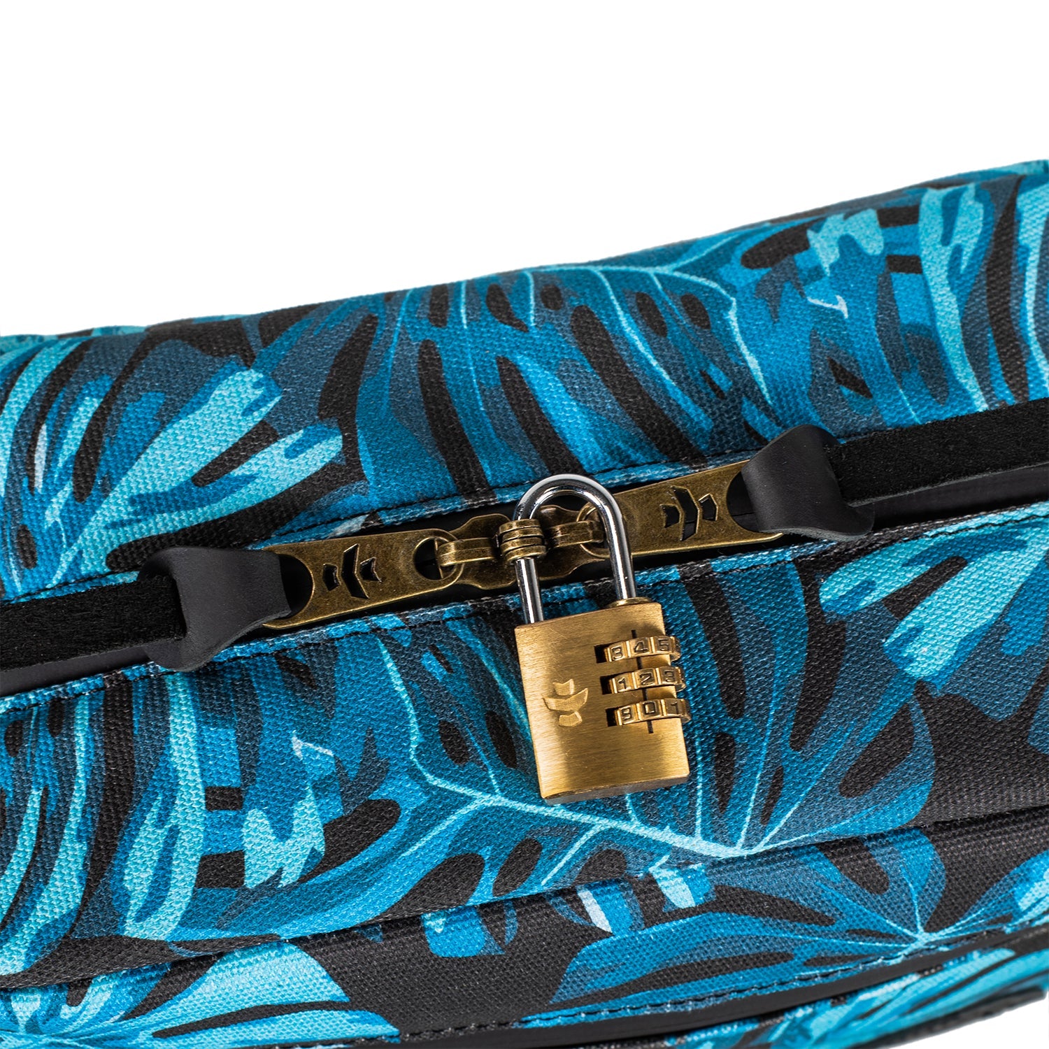 The Stowaway - Smell Proof Toiletry Kit - Discreet Smoker