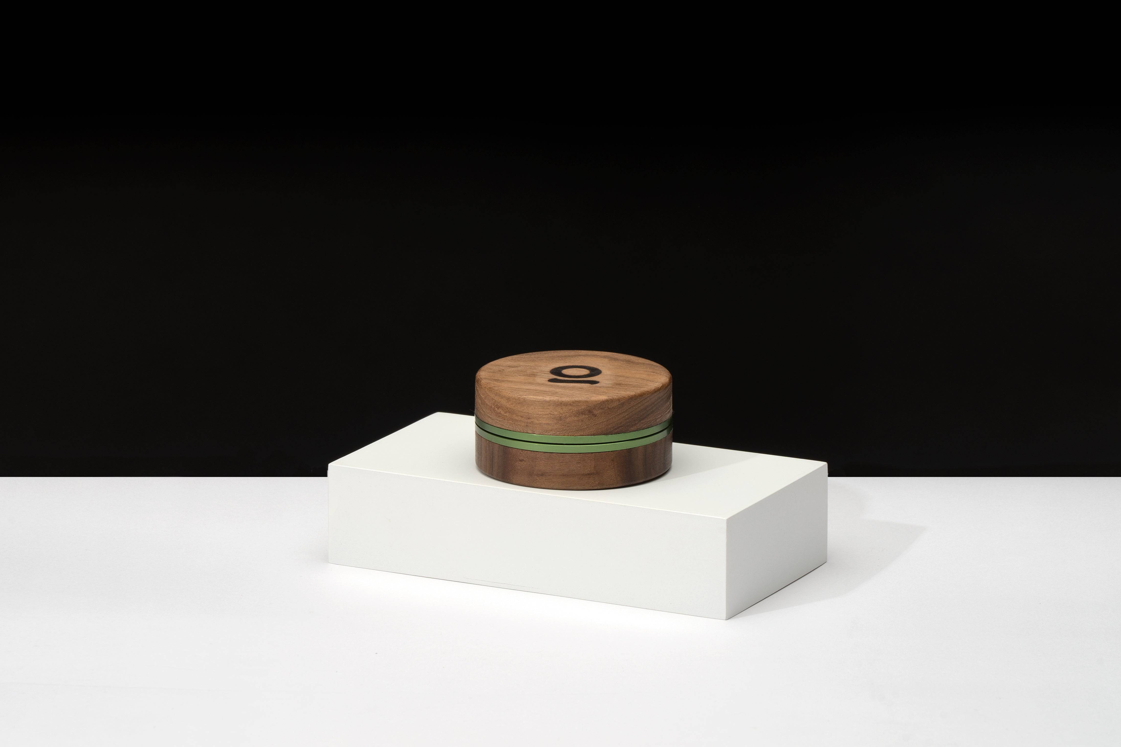 ONGROK 3 Inch, 2-Piece Walnut Grinder - Discreet Smoker