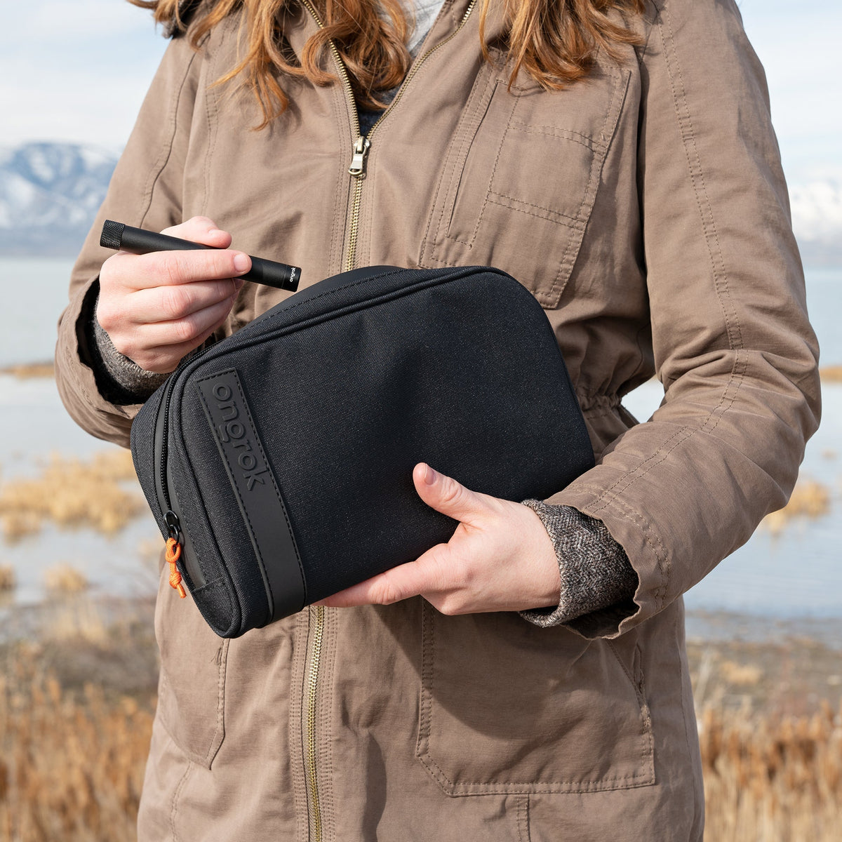 Ongrok Carbon-lined Wallets with Combination Lock V 2.0 | 3" Sizes (Small, Medium, Large) - Discreet Smoker