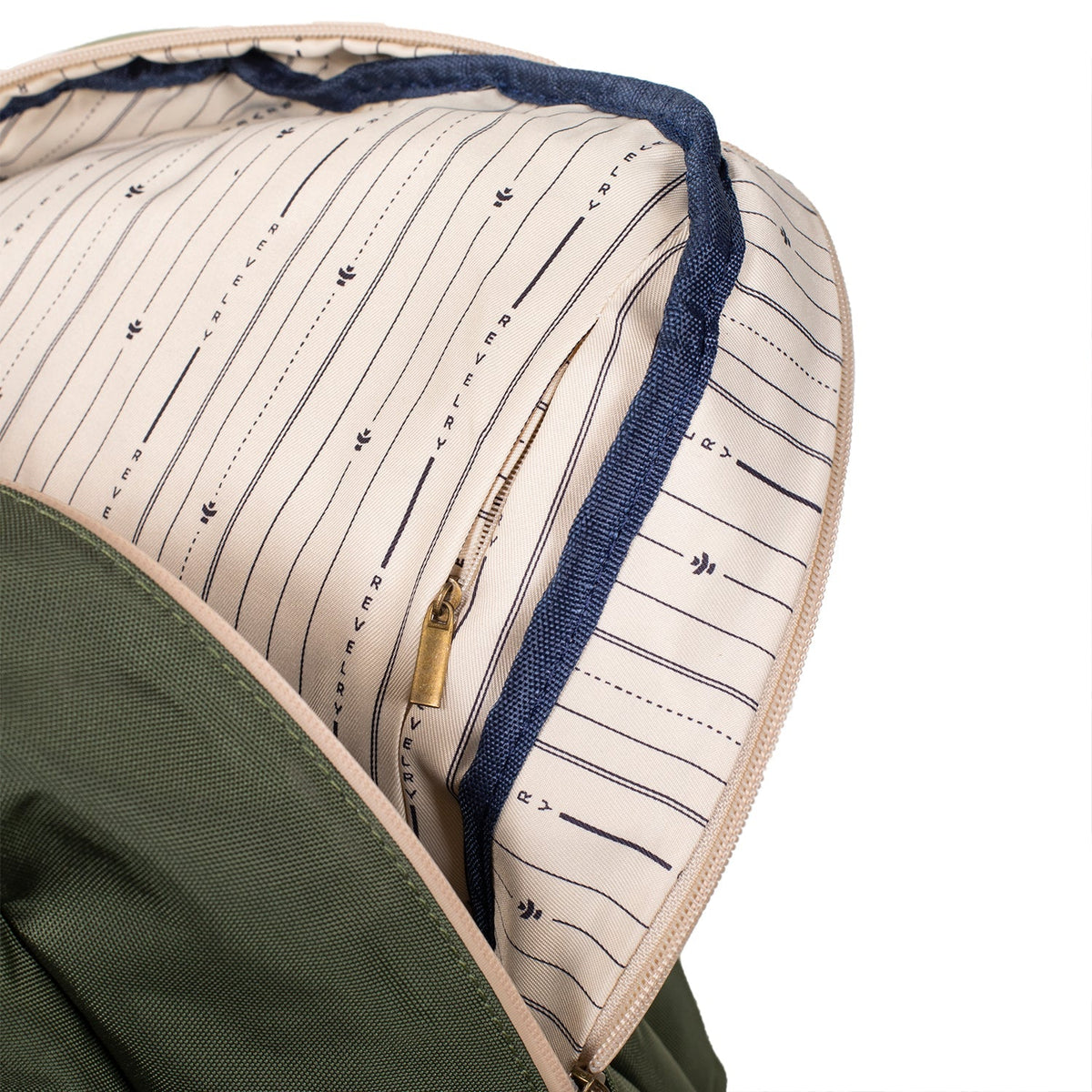 Revelry Explorer - Smell Proof Backpack - Discreet Smoker