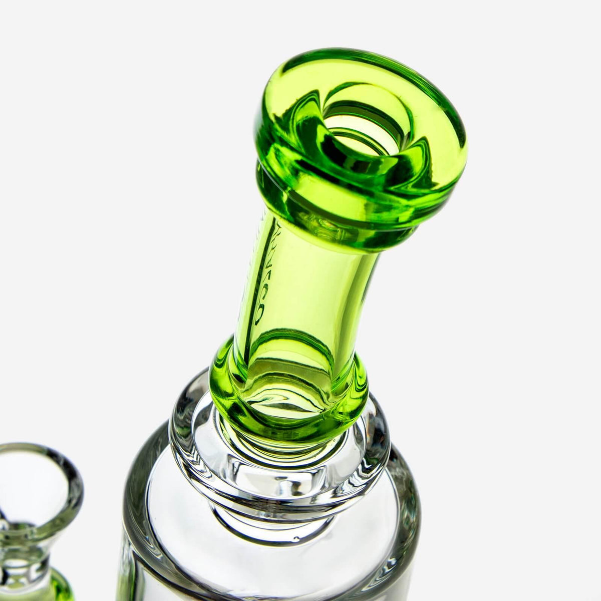 DNA Bong - Discreet Smoker