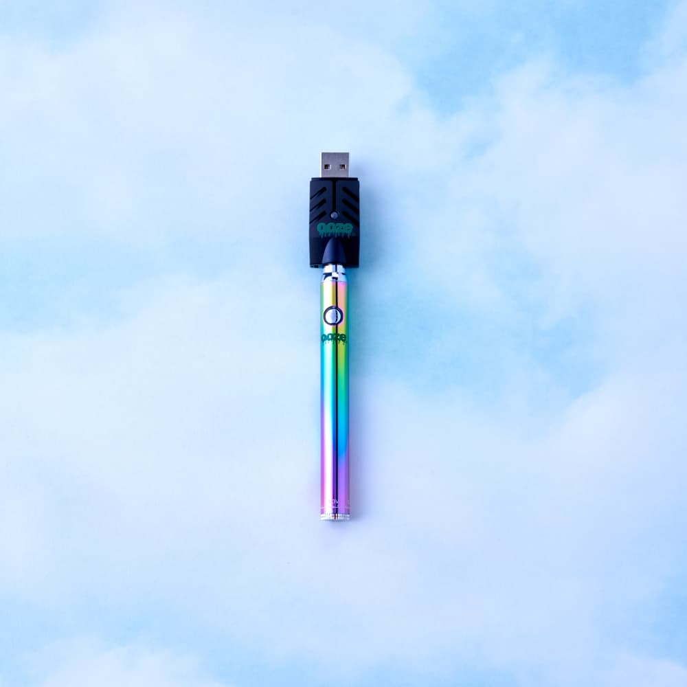 Ooze Slim Twist 510 Thread 320 mAh CBD Vape Pen Battery + USB Charger - Discreet Smoker