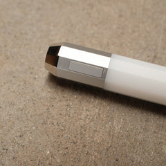 Litsaber OG · Interactive LED 510 Battery - Discreet Smoker