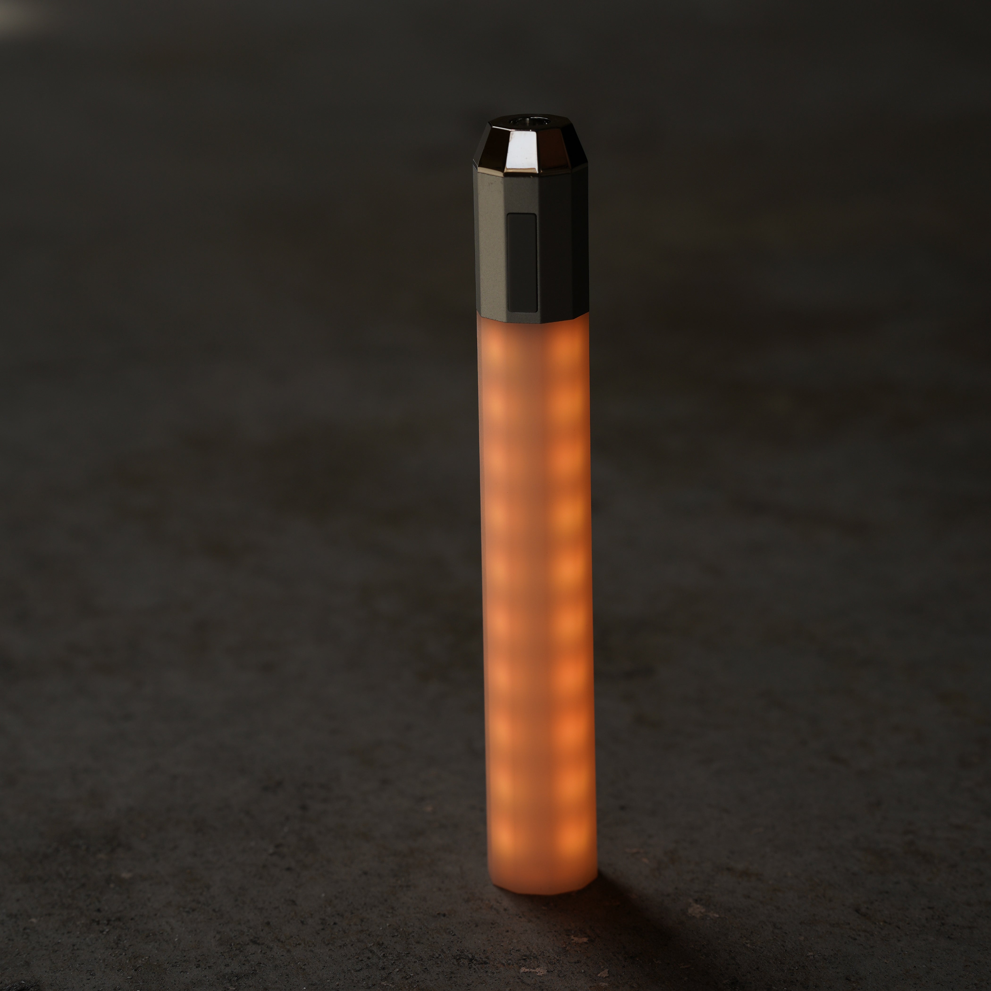 Litsaber OG · Interactive LED 510 Battery - Discreet Smoker