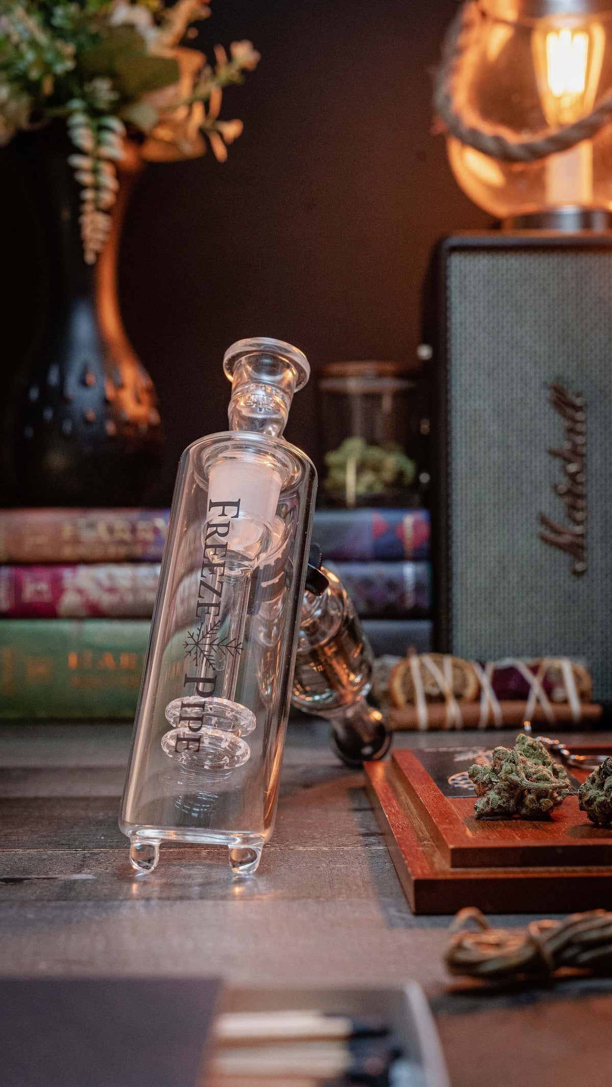 Freeze Pipe Bubbler Pro - Discreet Smoker